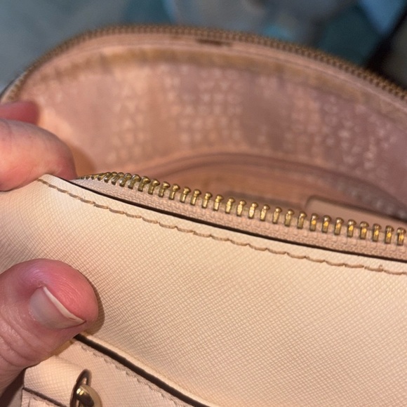 Kate Spade  Pink Satchel Crossbody bag  Saffiano leather  light pink Silvertone - Picture 16 of 17